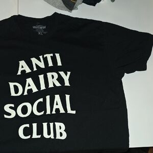 Black Short Sleeve Tee